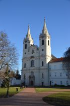 Mindenszentek és Halottak napja, ünnepi nyitva tartás