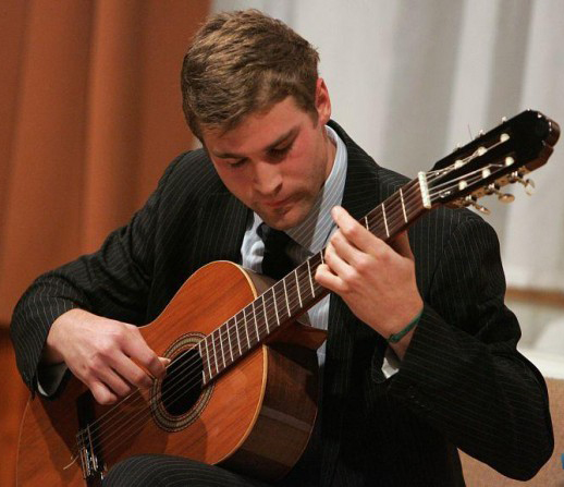 Szps1113hriczuadamgitaros6